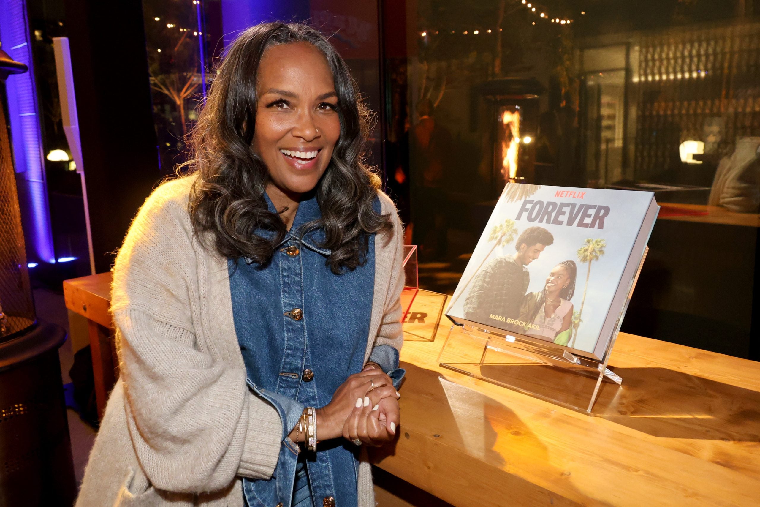 Hollywood Confidential Celebrates Mara Brock Akil And 25 Years Of ‘Girlfriends’