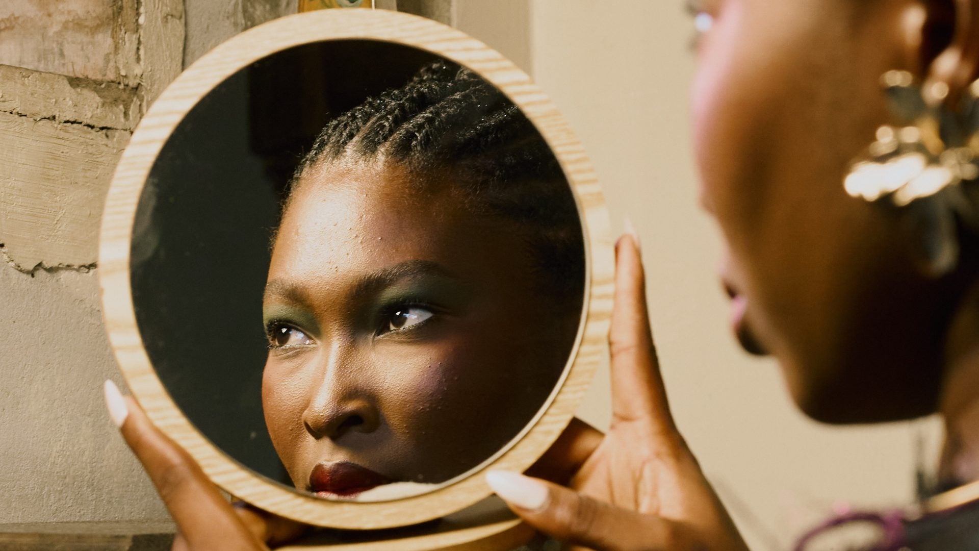 Freshman Year to Senior Fine: Beauty Tips That Grow With You