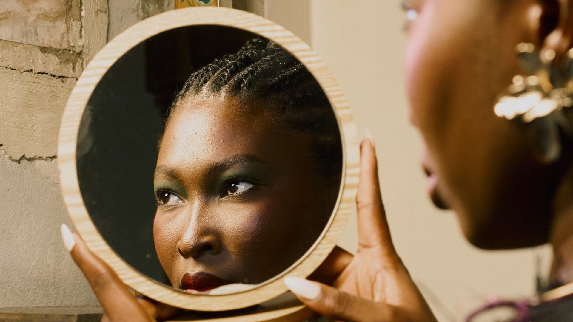 Freshman Year to Senior Fine: Beauty Tips That Grow With You