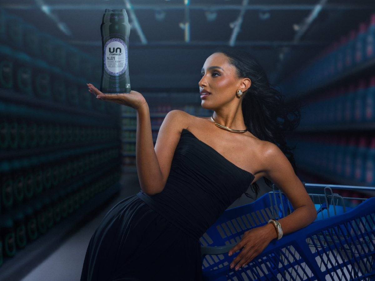 Mamas At Work: Pregnant, Parenting A Toddler, Modeling And On Laundry Duty — Jasmine Tookes Does It All