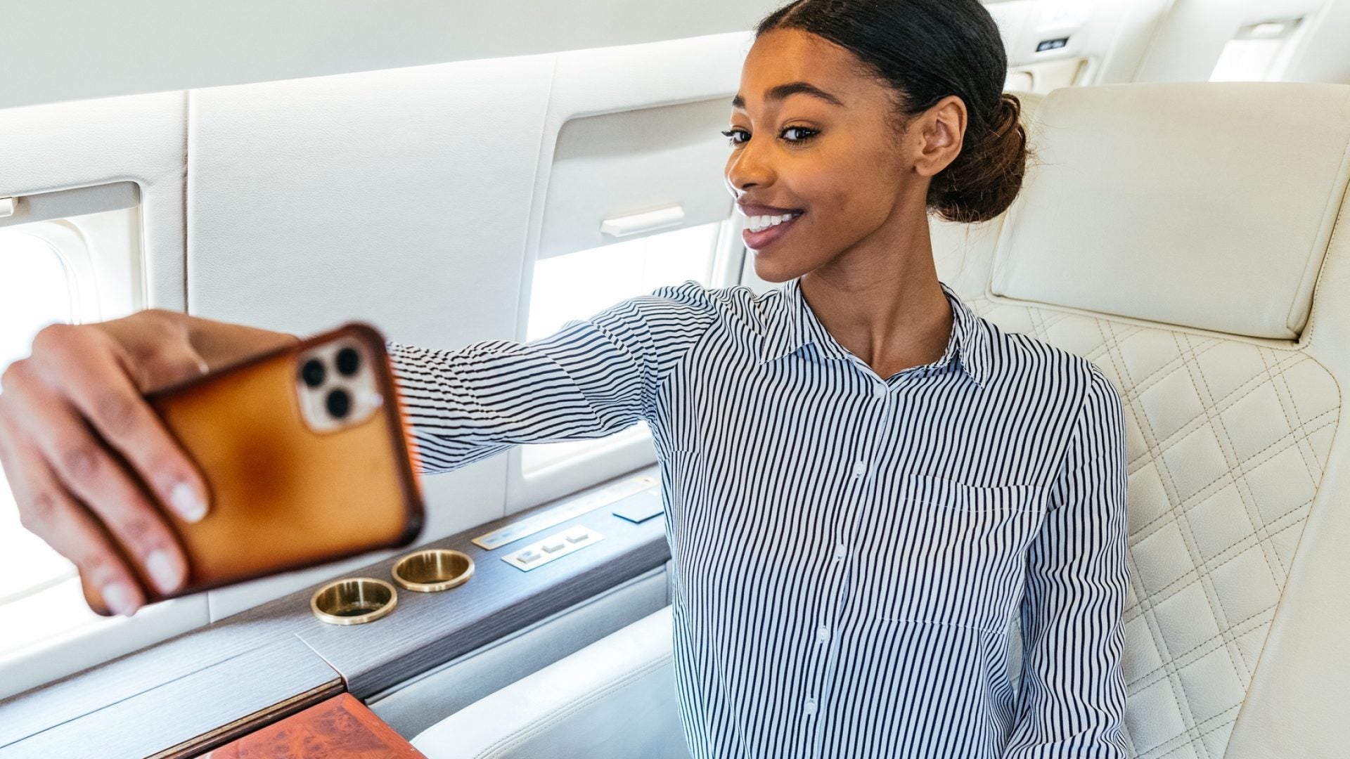 The Black Girl's Guide To Travel: The In-Flight Skincare Routines Black Beauty Insiders Swear By