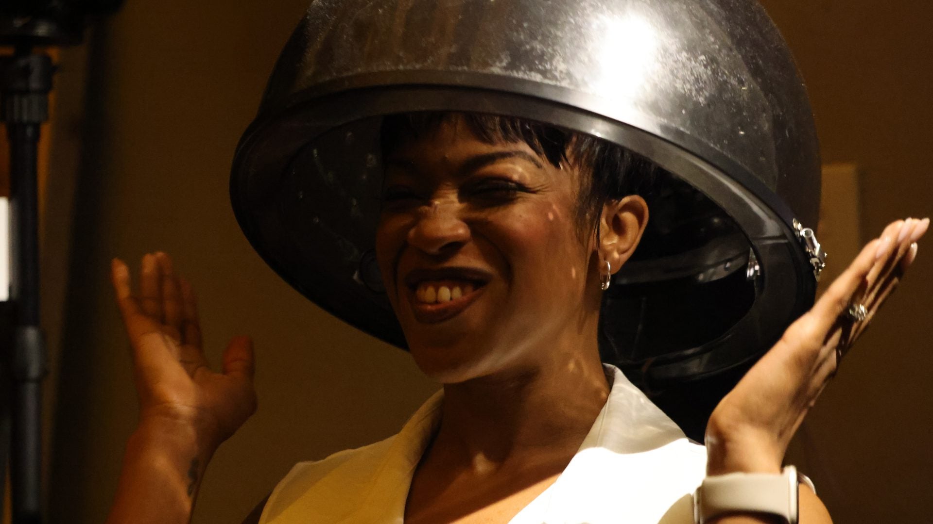 This Theater Experience Set In A Salon Tells Black Women’s HIV Stories
