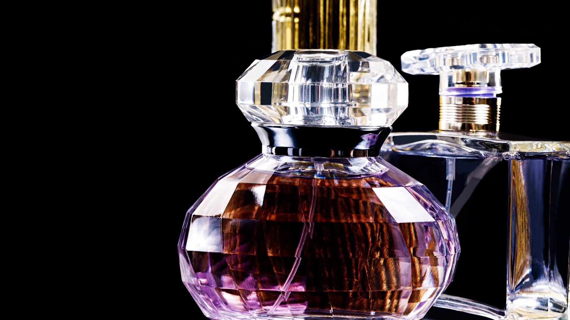 How Black Women Build A Fragrance Wardrobe, According To Their Zodiac Signs