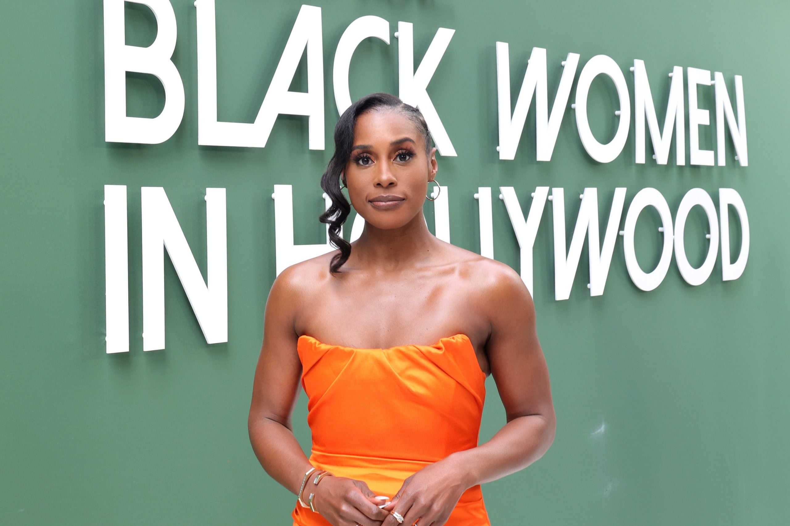 In An Epic Side Quest, Issa Rae Just Crushed The Portland Marathon