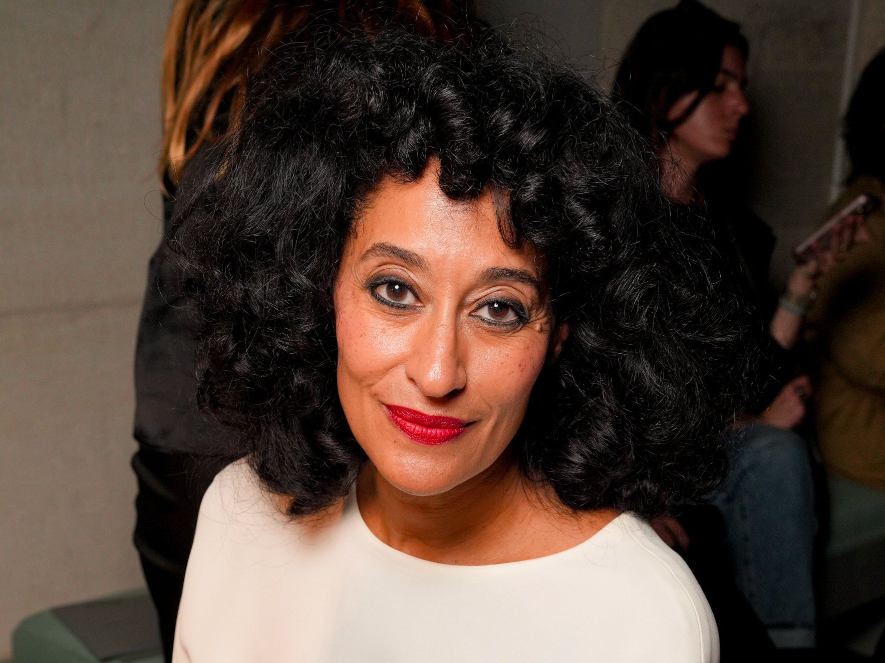 An Expert Guide To Styling Your Curly Bob Haircut