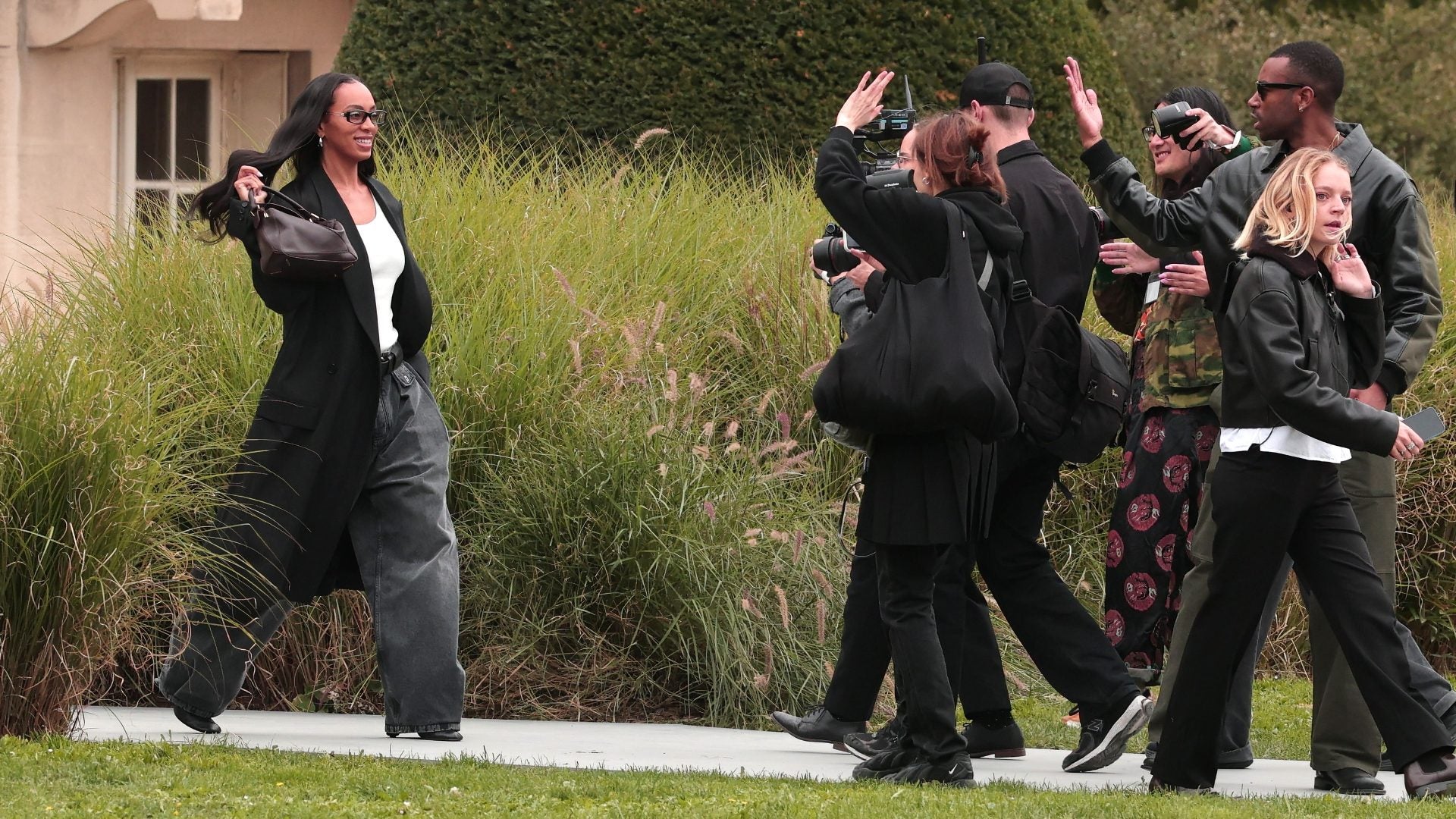 Solange Embraces Silk Press Season At Loewe's SS26 Show