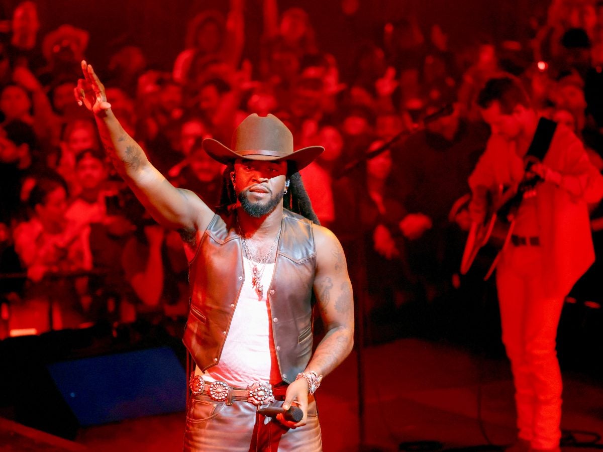 Star Gazing: ComplexCon, ONE Musicfest, Vogue World, Angela Bassett, Halle Bailey And More