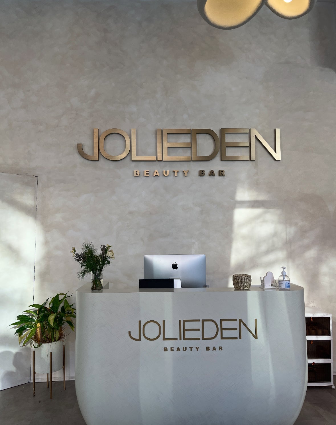 JolieDen’s Harlem Braiding Bar Marries Tradition And Luxury