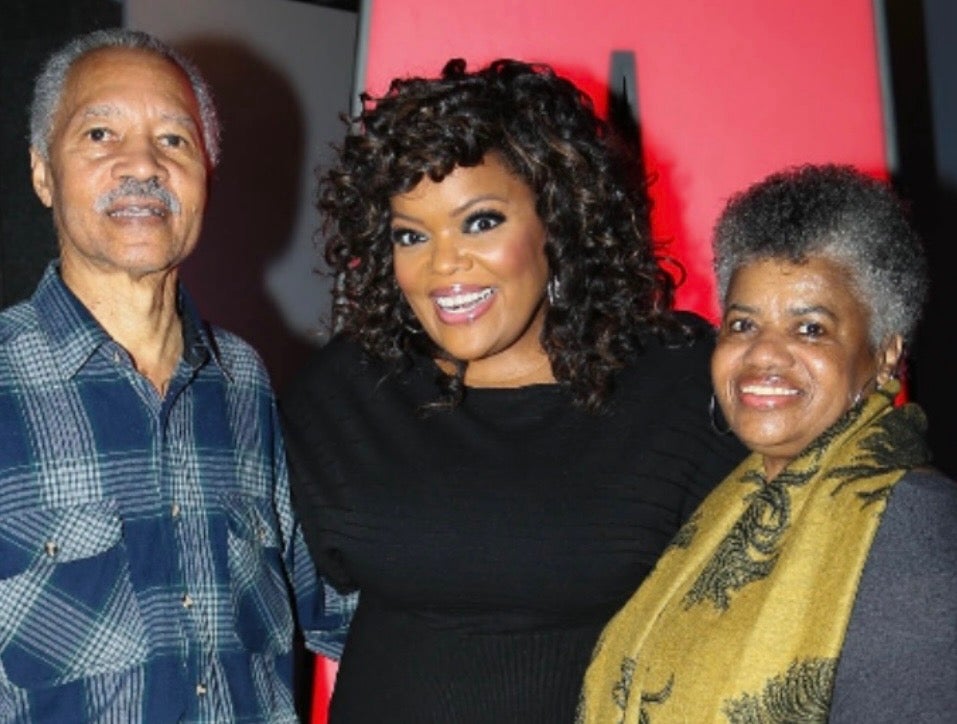 Exclusive: Yvette Nicole Brown On The Emotional Weight—And Sacred Work—Of Being A Caregiver