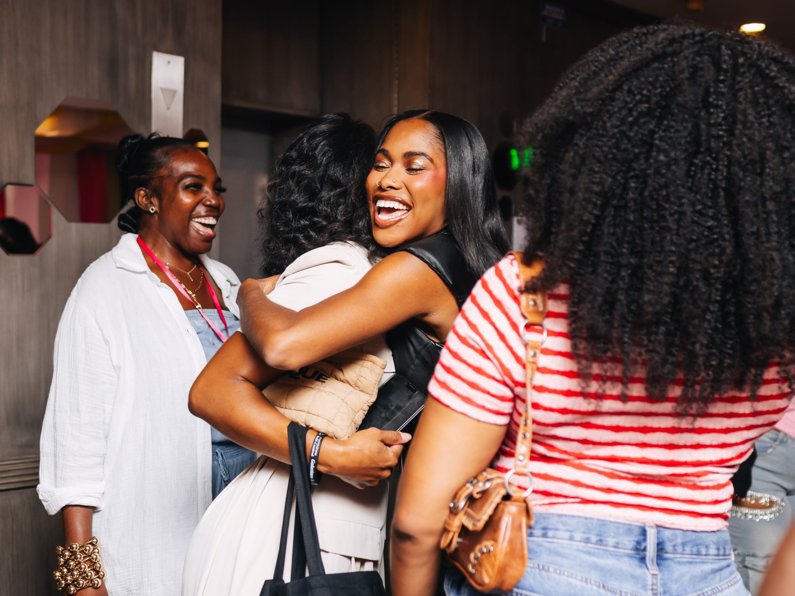How Del Martin Is Bringing Beauty Lovers Together With The Black Beauty Block Party – Essence How Del Martin Is Bringing Beauty Lovers Together With The Black Beauty Block Party – Essence