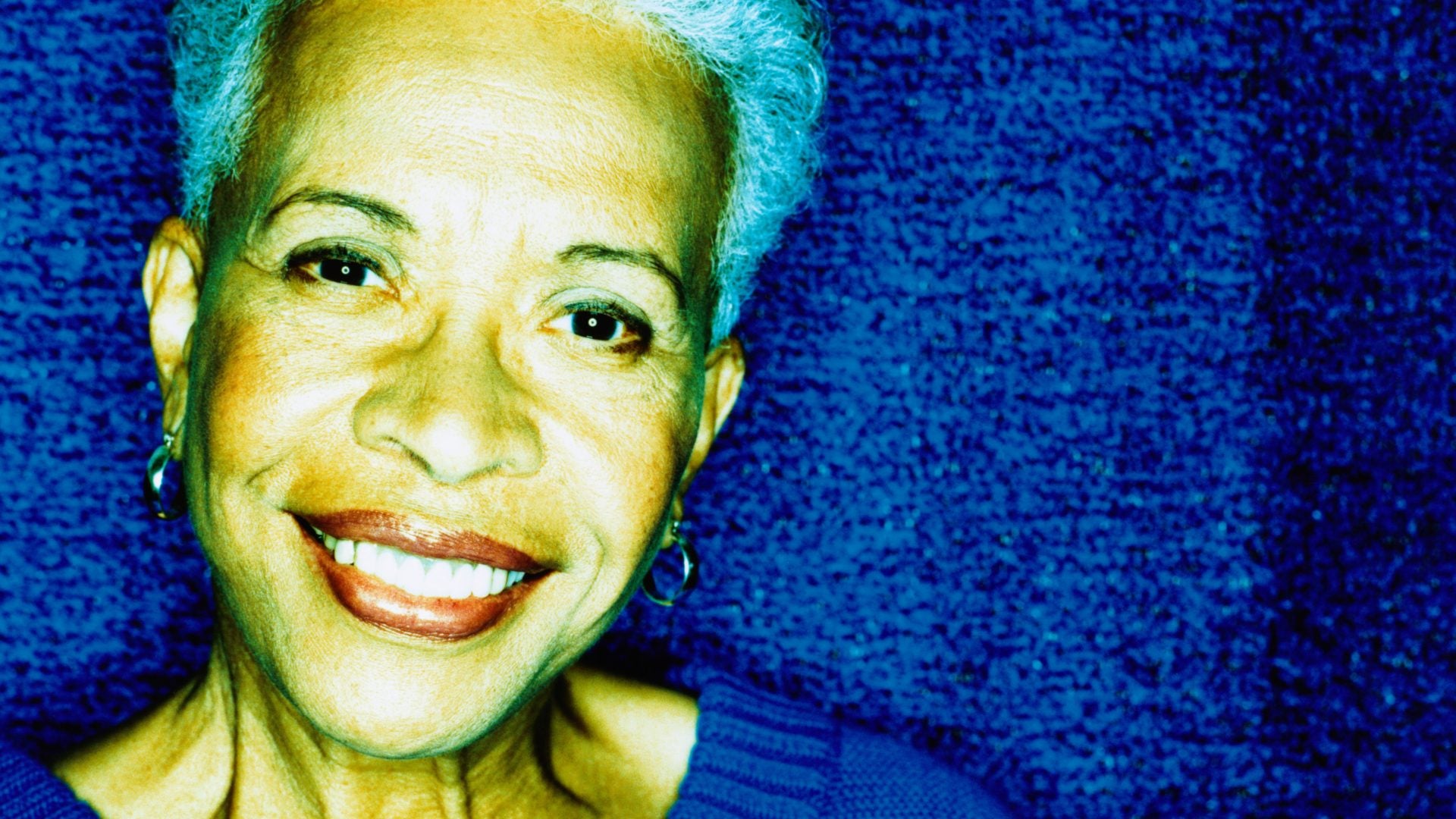 How To Ensure Your Makeup Will Show Up In Photos This Holiday Party Season