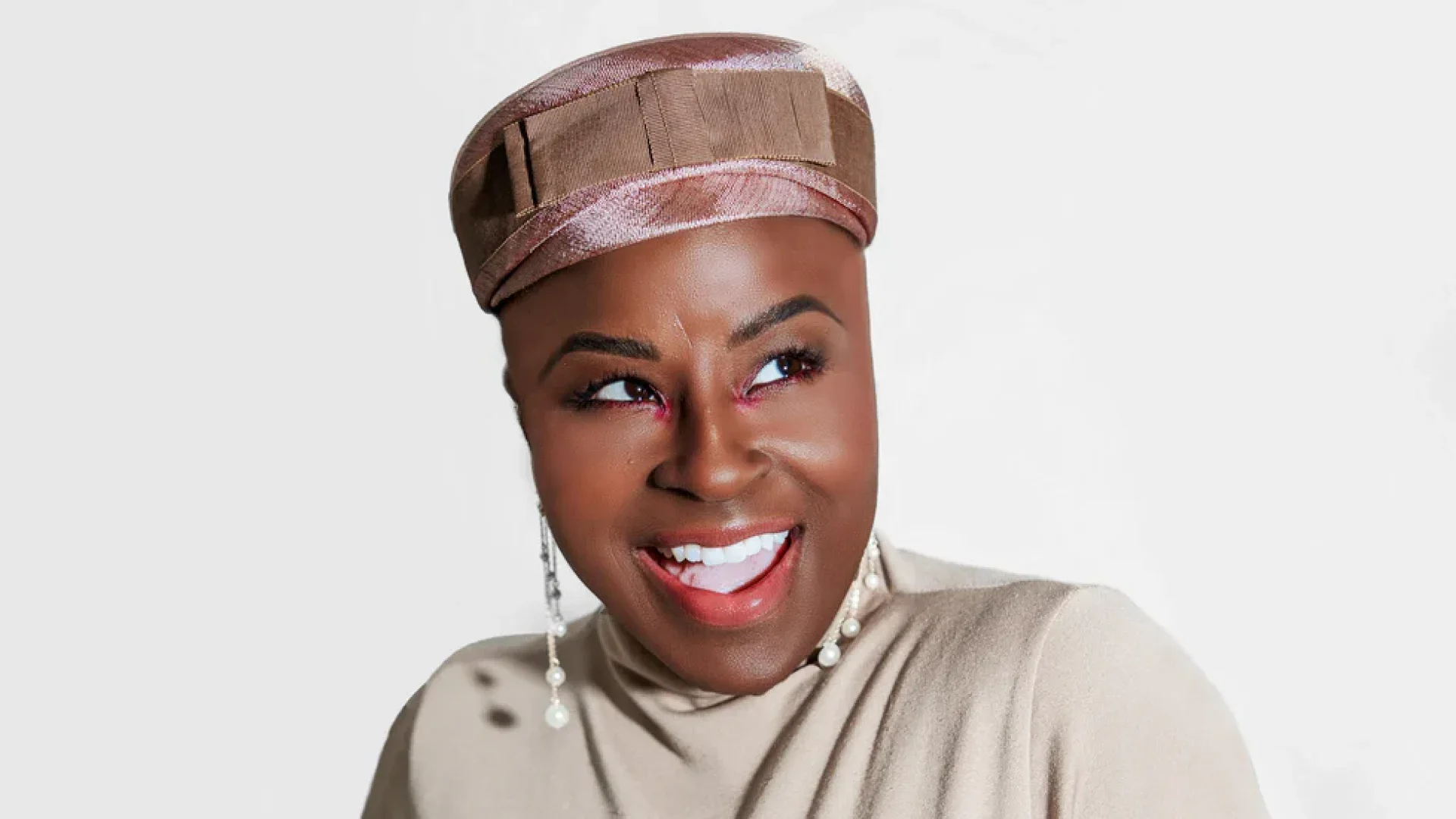 WeLoveUs.Shop Partner Kim Roxie Turned Loss, Love, And Purpose Into LAMIK Beauty