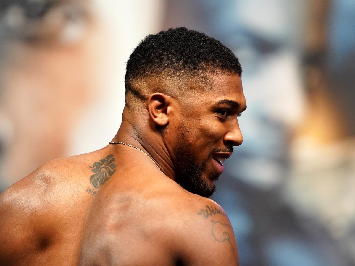 27 Fine Photos Of Boxer Anthony Joshua Proving He's A Total Knockout