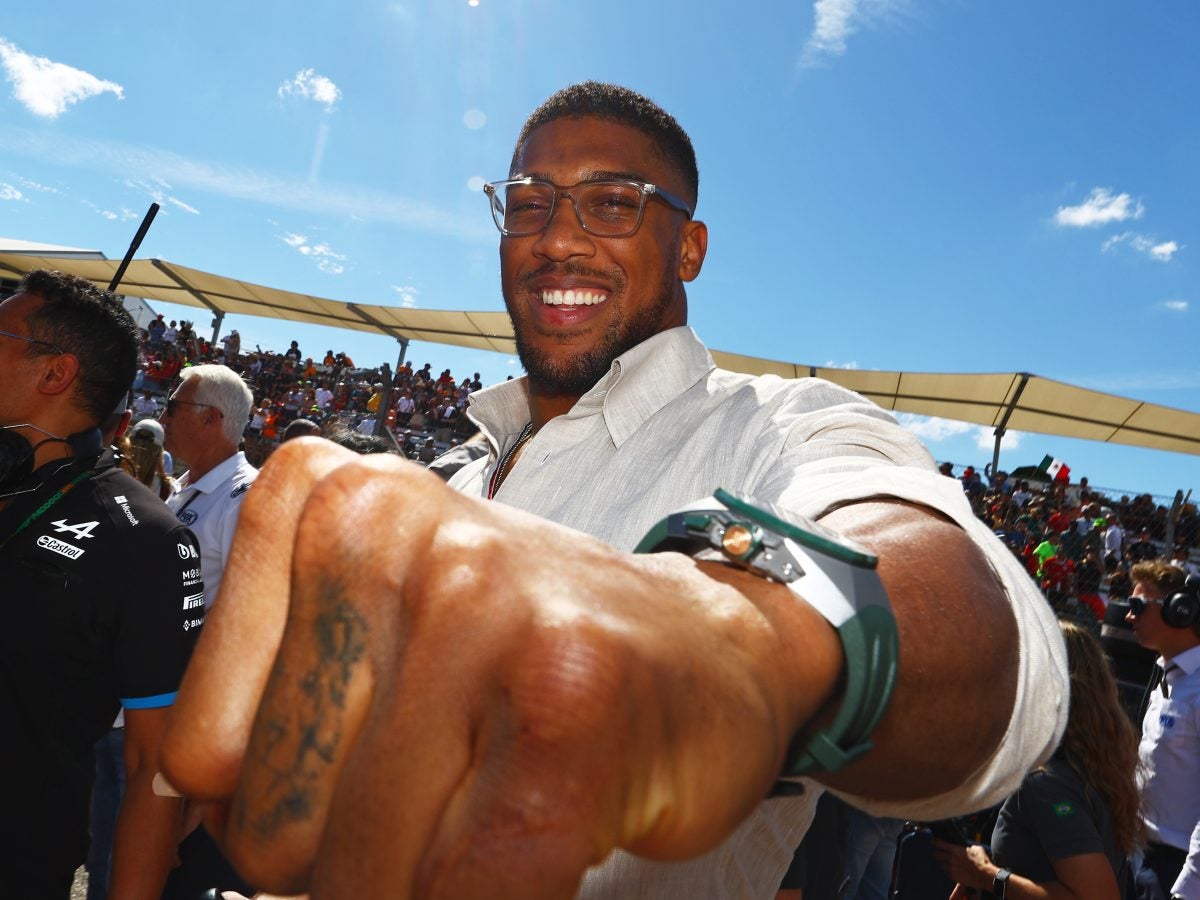27 Fine Photos Of Boxer Anthony Joshua Proving He's A Total Knockout