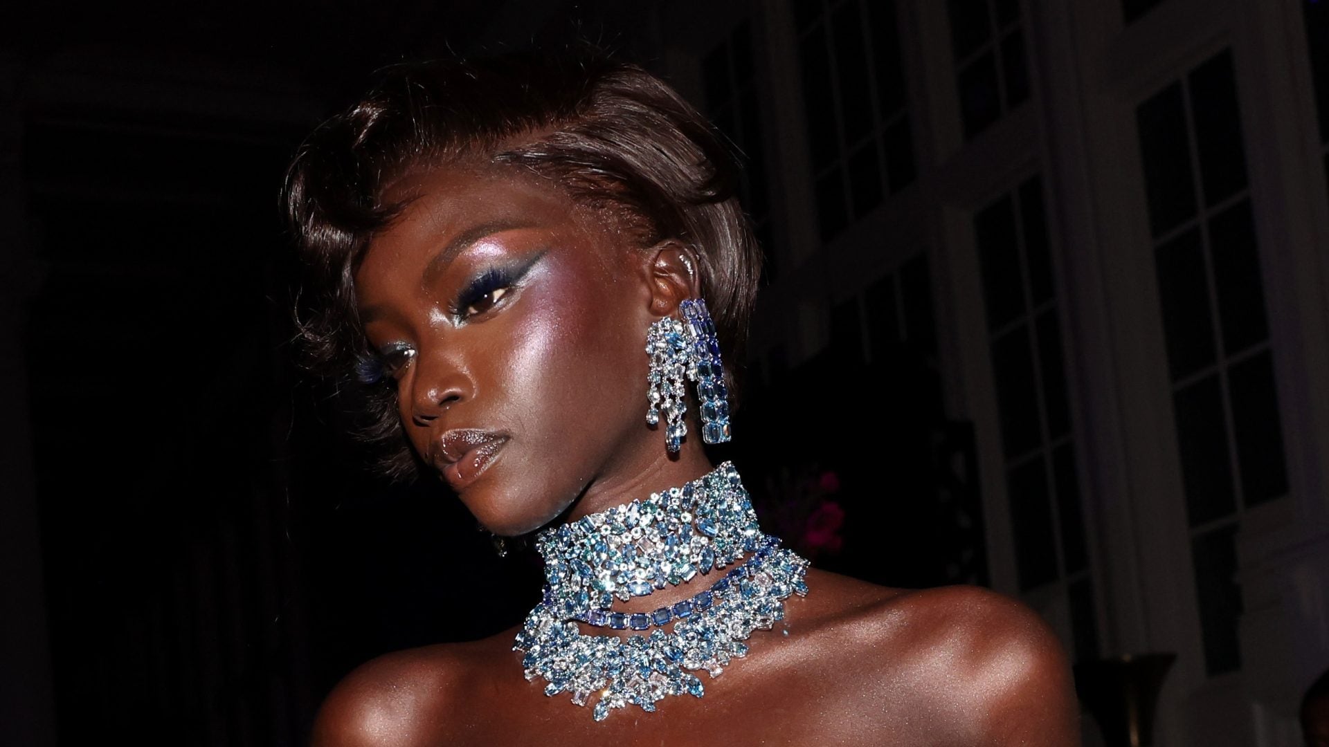 The Ultimate Cold Weather Glam, According To MUAs