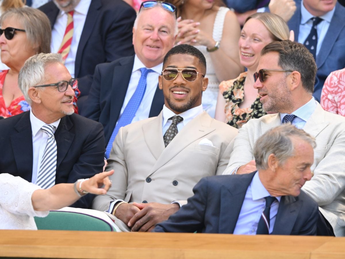 27 Fine Photos Of Boxer Anthony Joshua Proving He's A Total Knockout