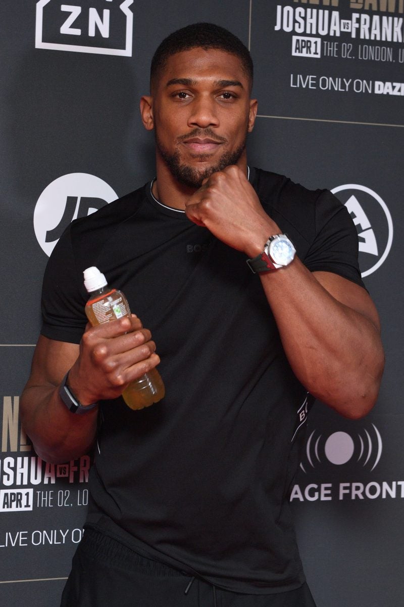 27 Fine Photos Of Boxer Anthony Joshua Proving He's A Total Knockout