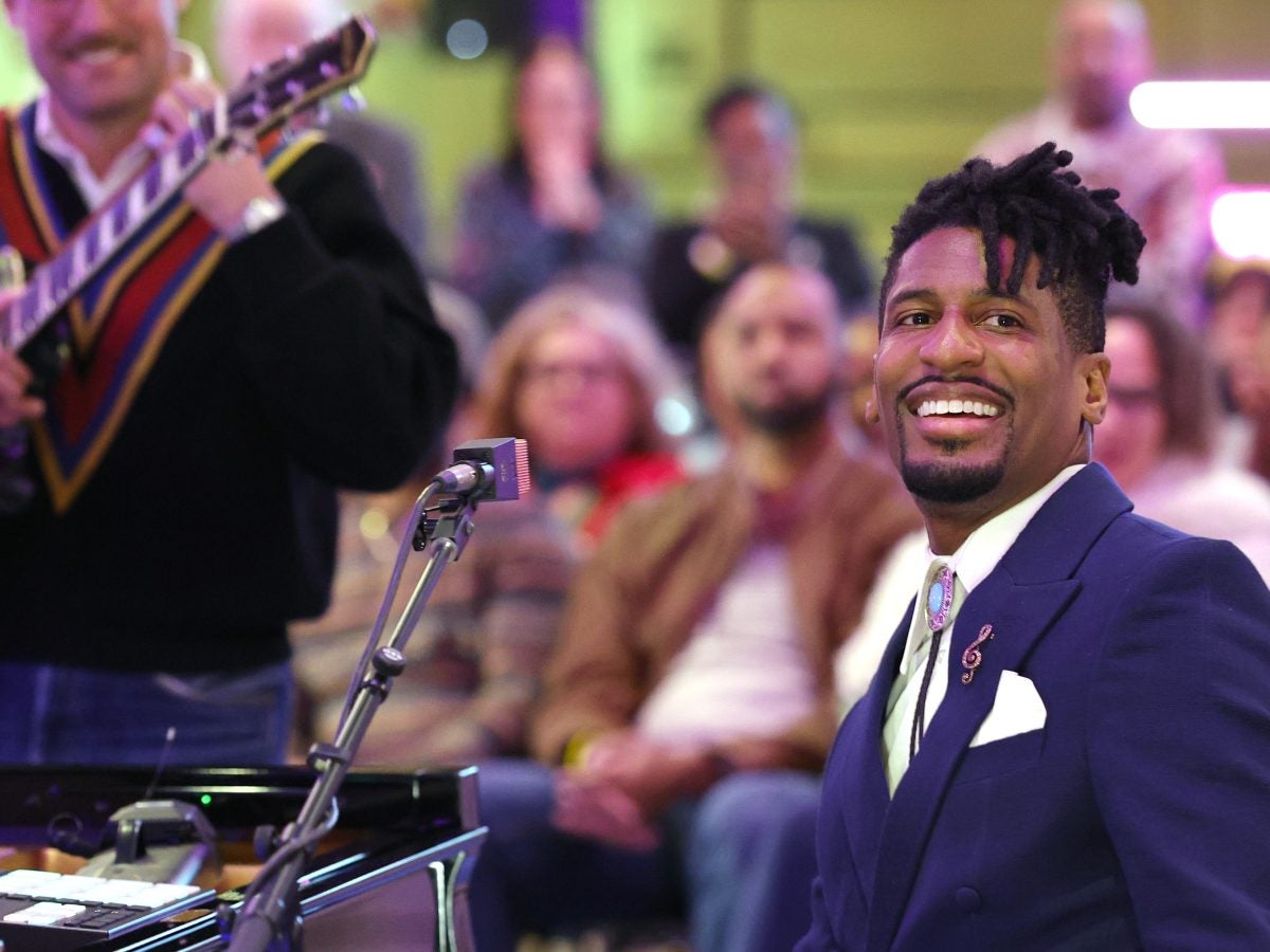 Star Gazing: TDE Christmas Concert And Toy Drive, Jingle Ball 2025, Lauryn Hill, Quinta Brunson And More