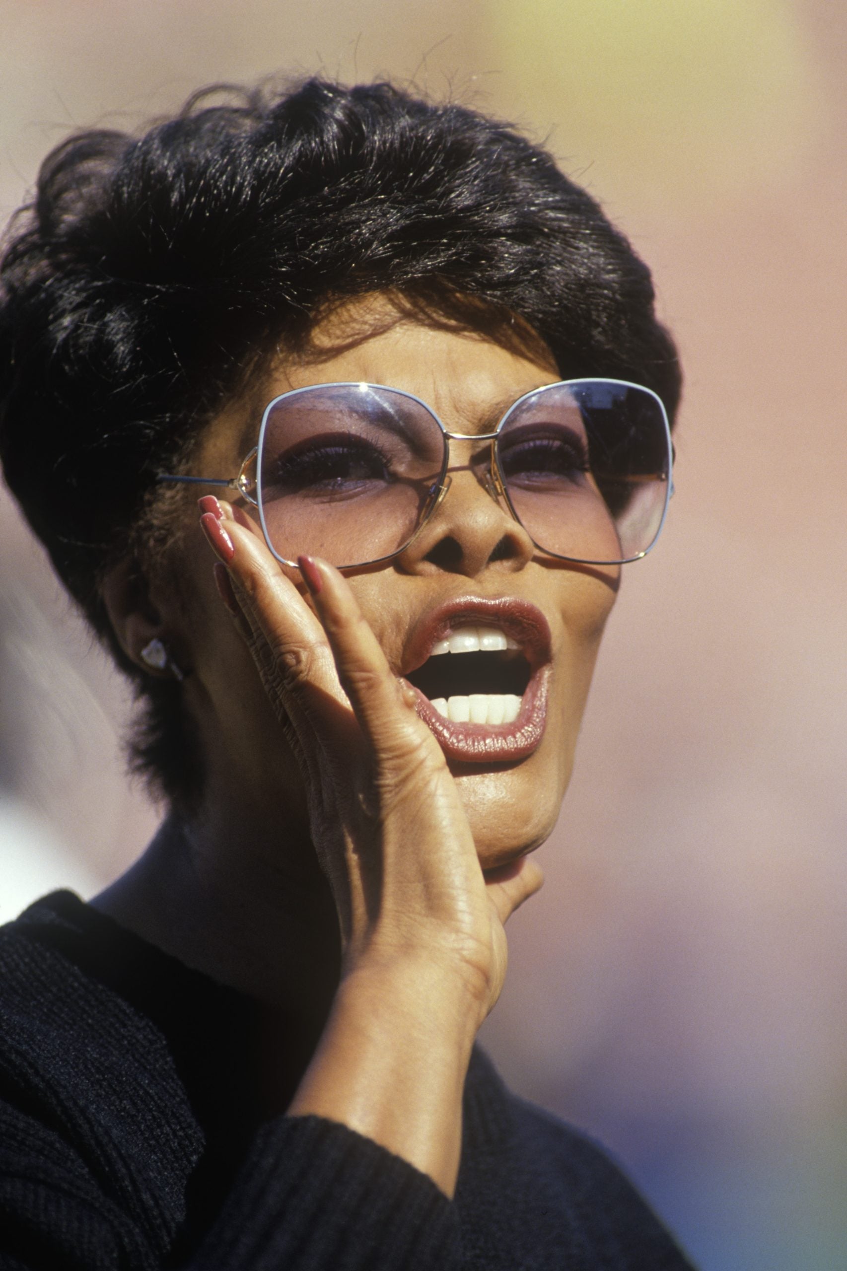 Dionne Warwick’s Iconic Beauty Moments