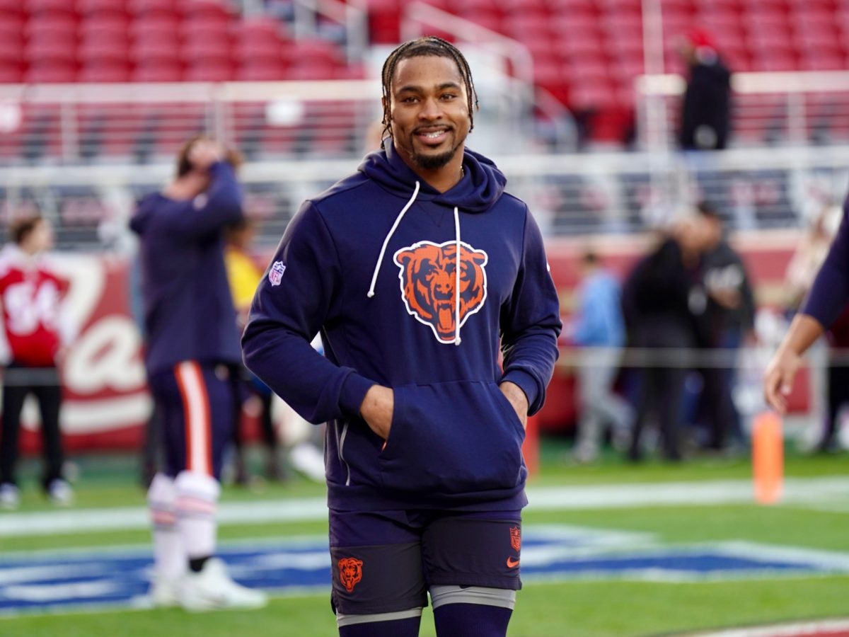 Star Gazing: Simone Biles Shines As NFL Photographer For Bears Vs. 49ers