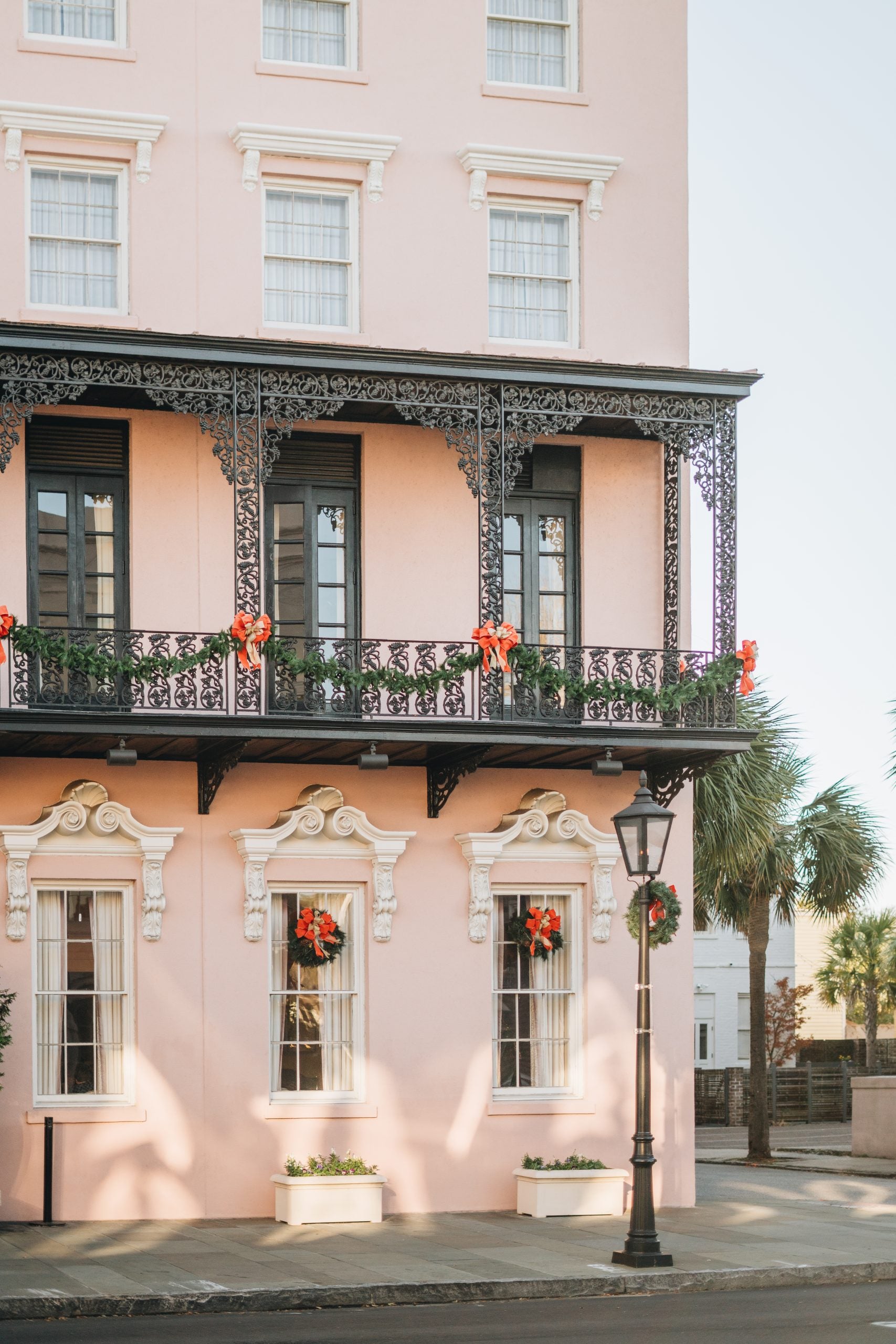 7 Reasons You Should Visit Charleston This Holiday Season