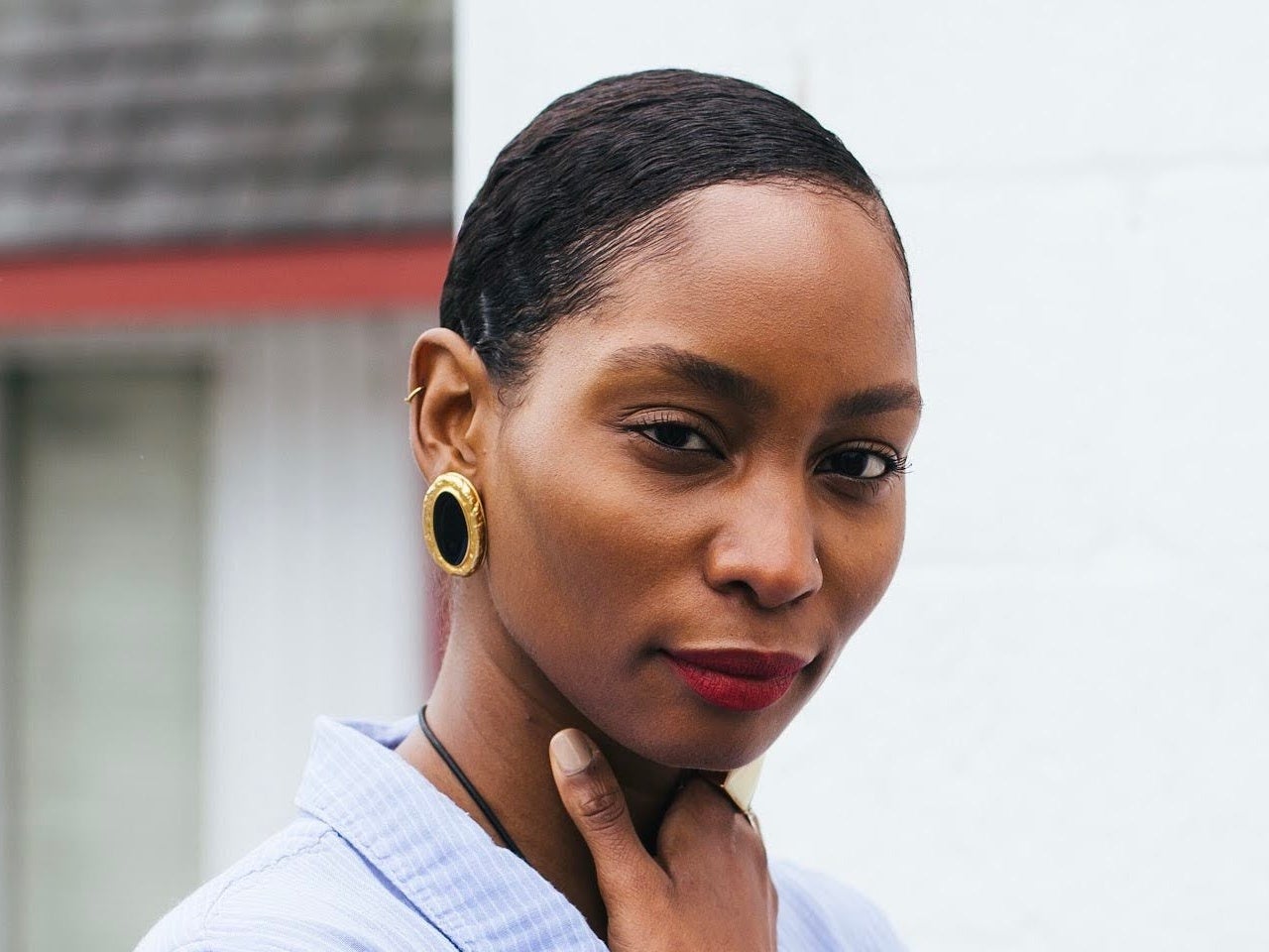 How I Keep My SIgnature Holiday Bun Flyaway And Damage-Free