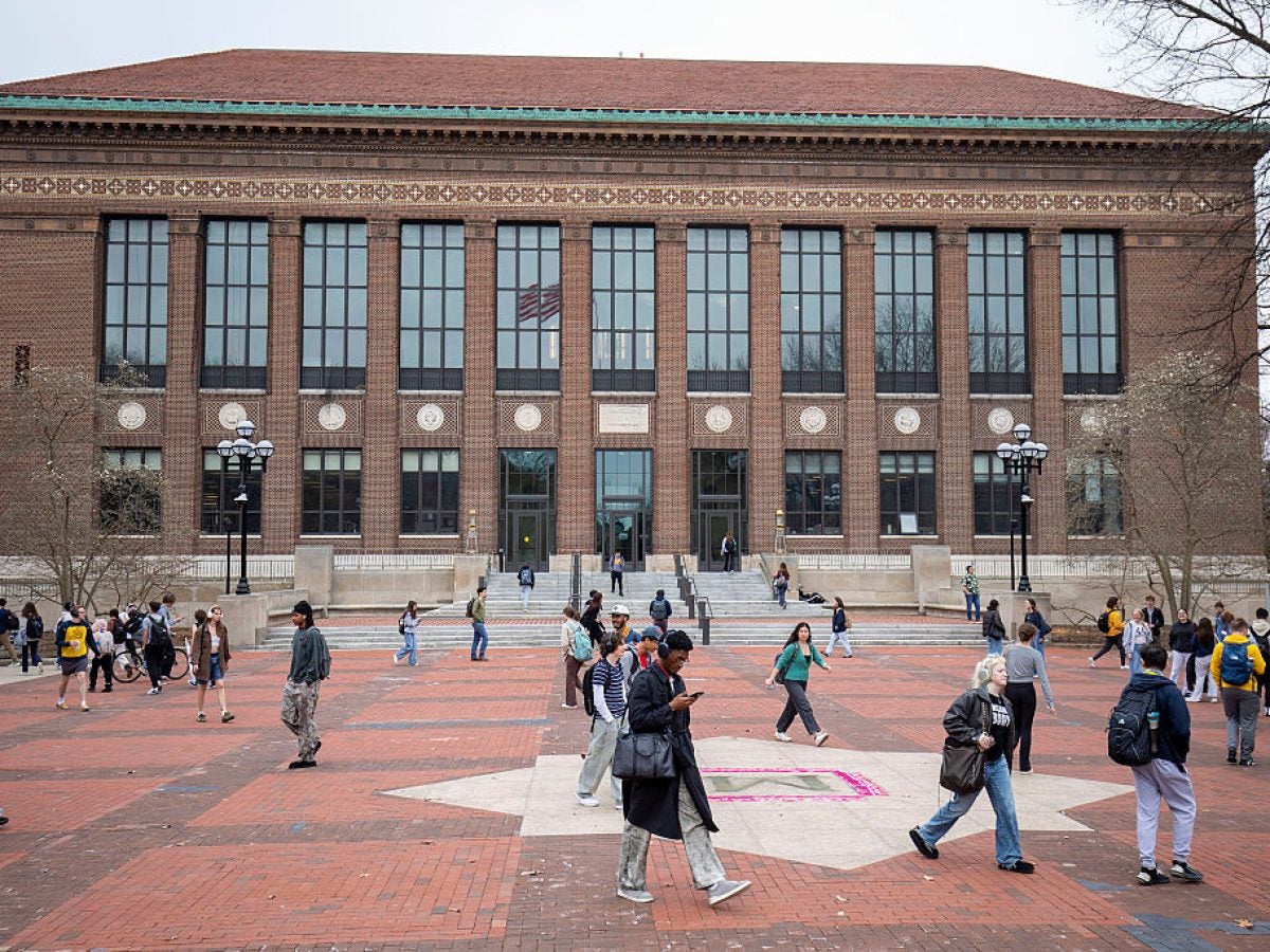 College Professors Warn Of A Literacy Crisis As More Gen Z Students Struggle With Reading