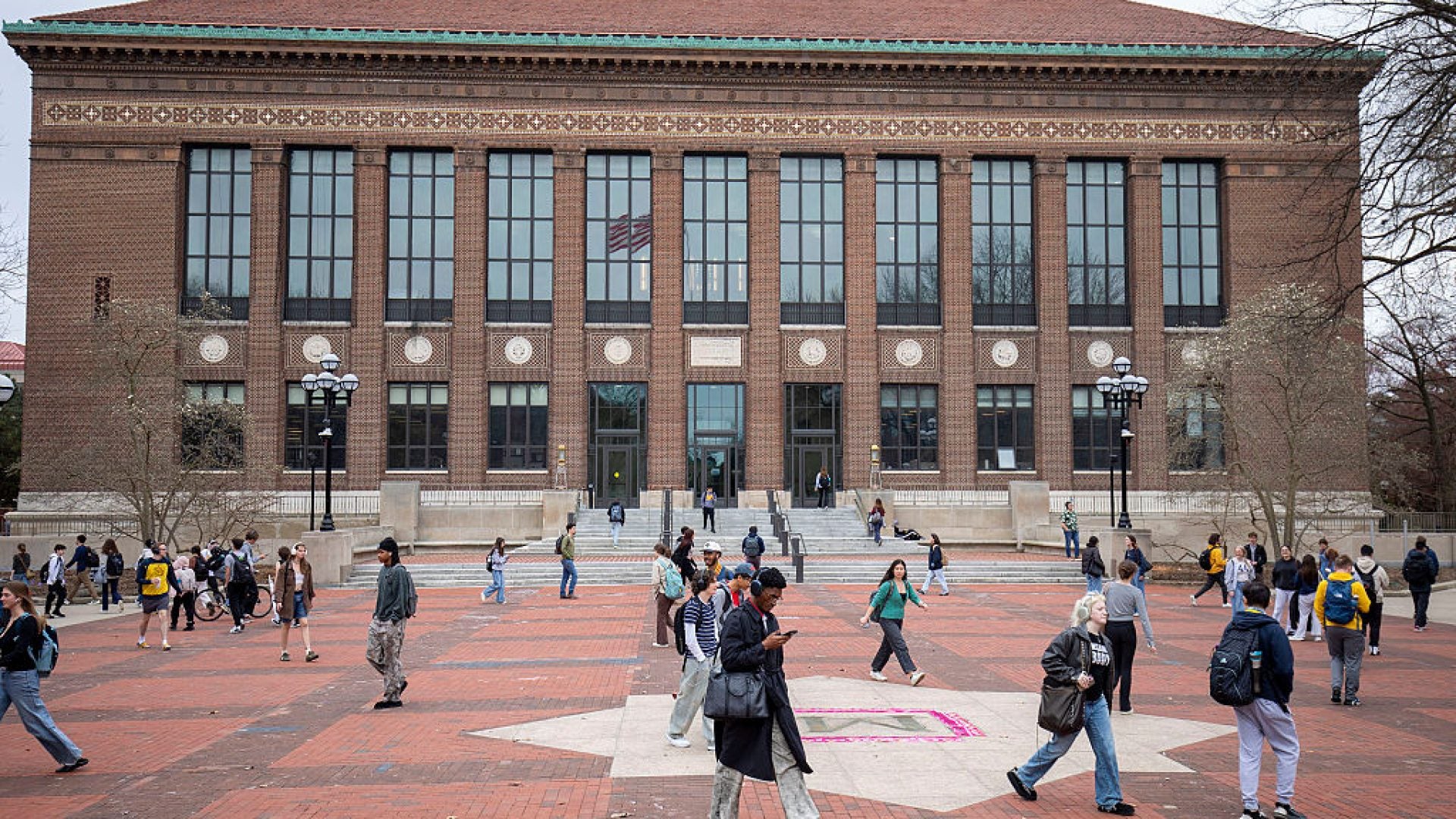 College Professors Warn Of A Literacy Crisis As More Gen Z Students Struggle With Reading