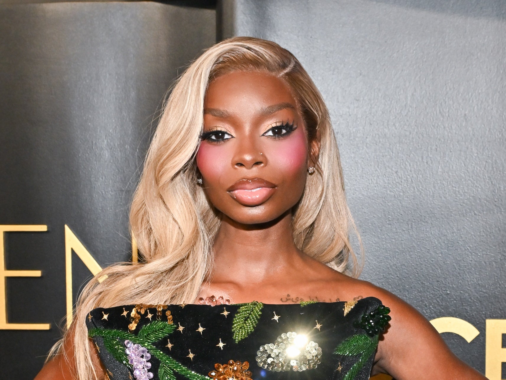 Olandria Carthen Kicks Off 2026 With Major Blush – Essence