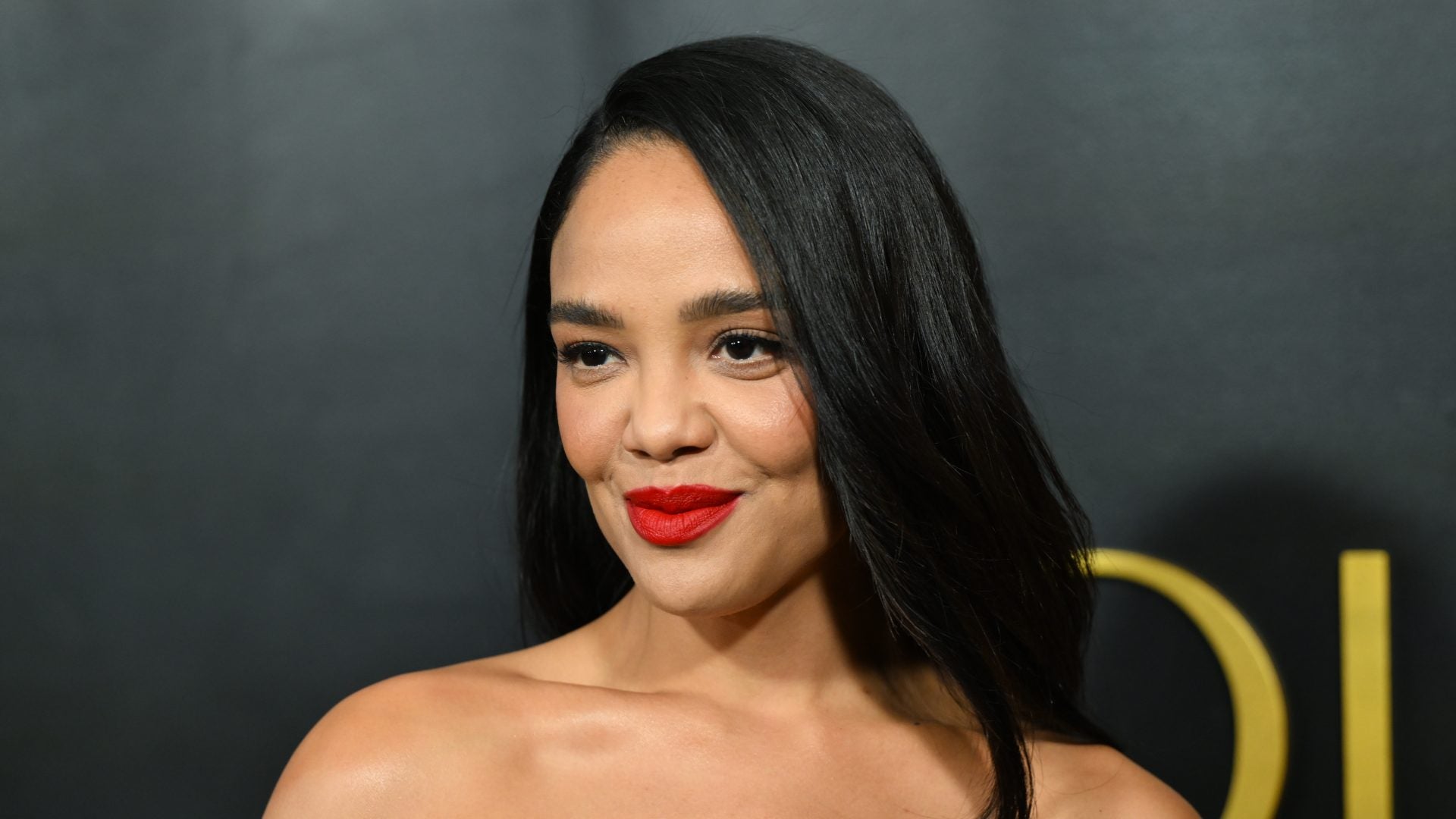 Allow Tessa Thompson’s Sleek Hair To Be Your 2026 Inspiration