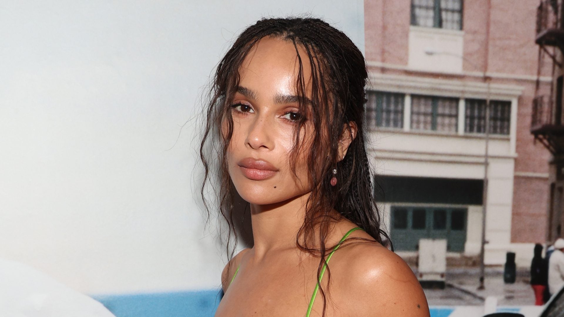 How Black Women Can Achieve Blurred Lips (Winter’s Most Lived-In Makeup Trend)