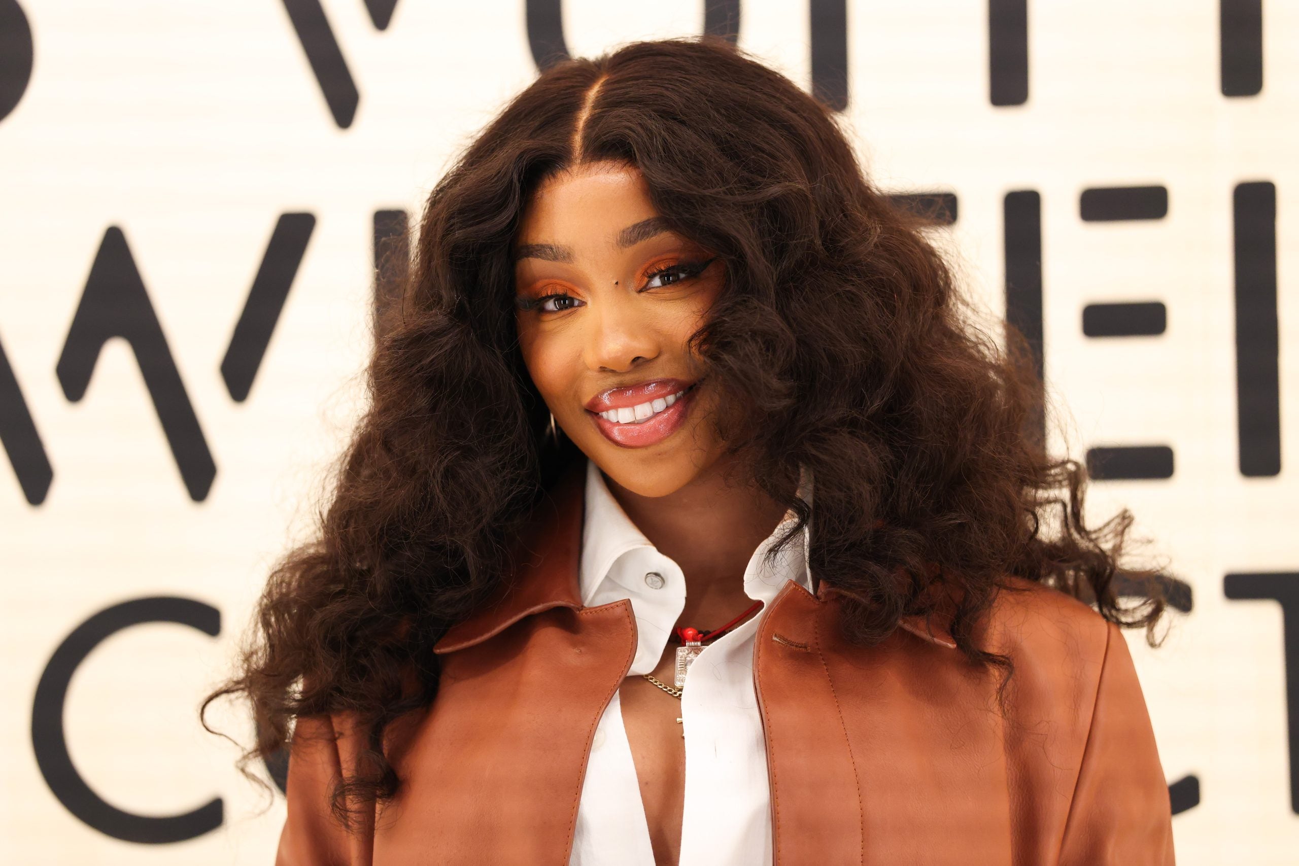 Star Gazing: Paris Fashion Week, Sundance Film Festival, SZA, Usher, And More

