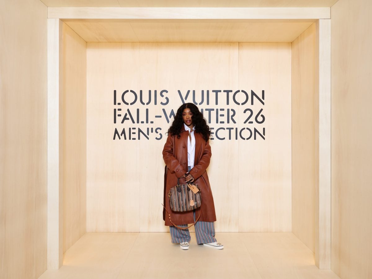 Star Gazing: Paris Fashion Week, Sundance Film Festival, SZA, Usher, And More
