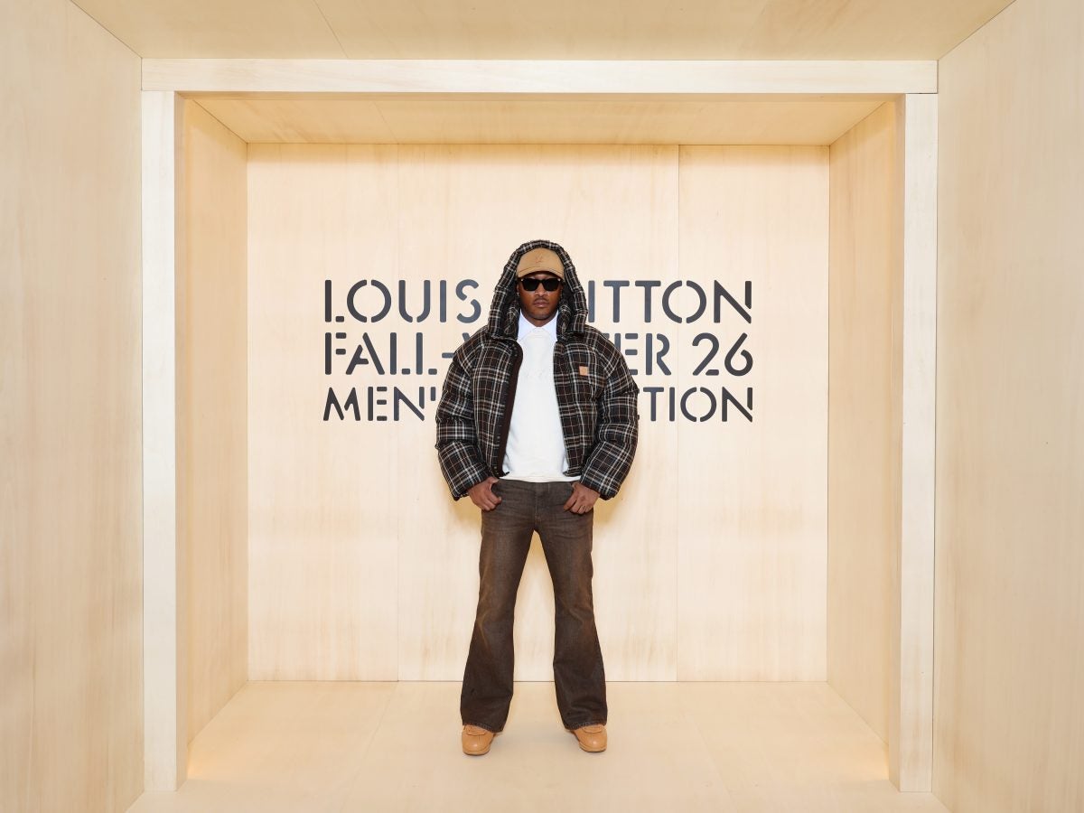 Star Gazing: Paris Fashion Week, Sundance Film Festival, SZA, Usher, And More
