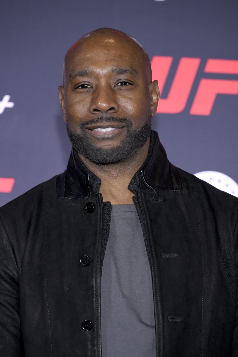 Star Gazing: Paris Fashion Week, Sundance Film Festival, SZA, Usher, And More
