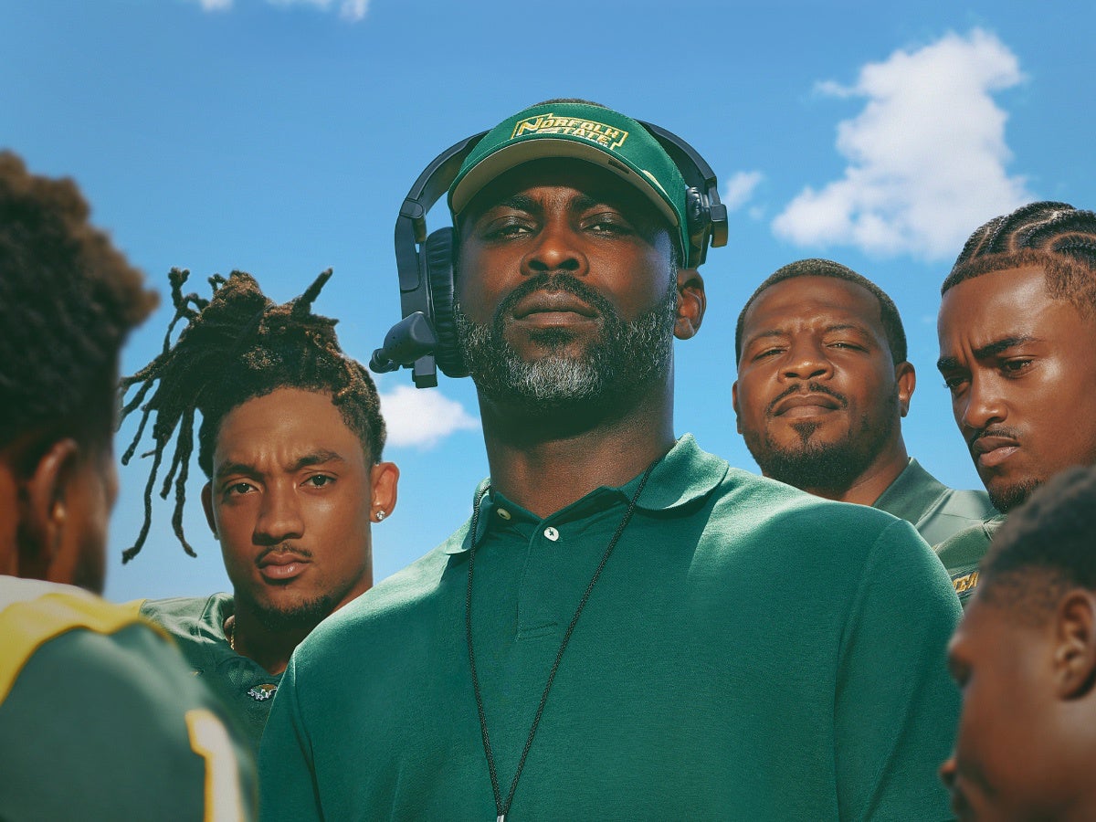 Michael Vick’s Next Chapter Begins In BET’s ‘The Coach Vick Experience’