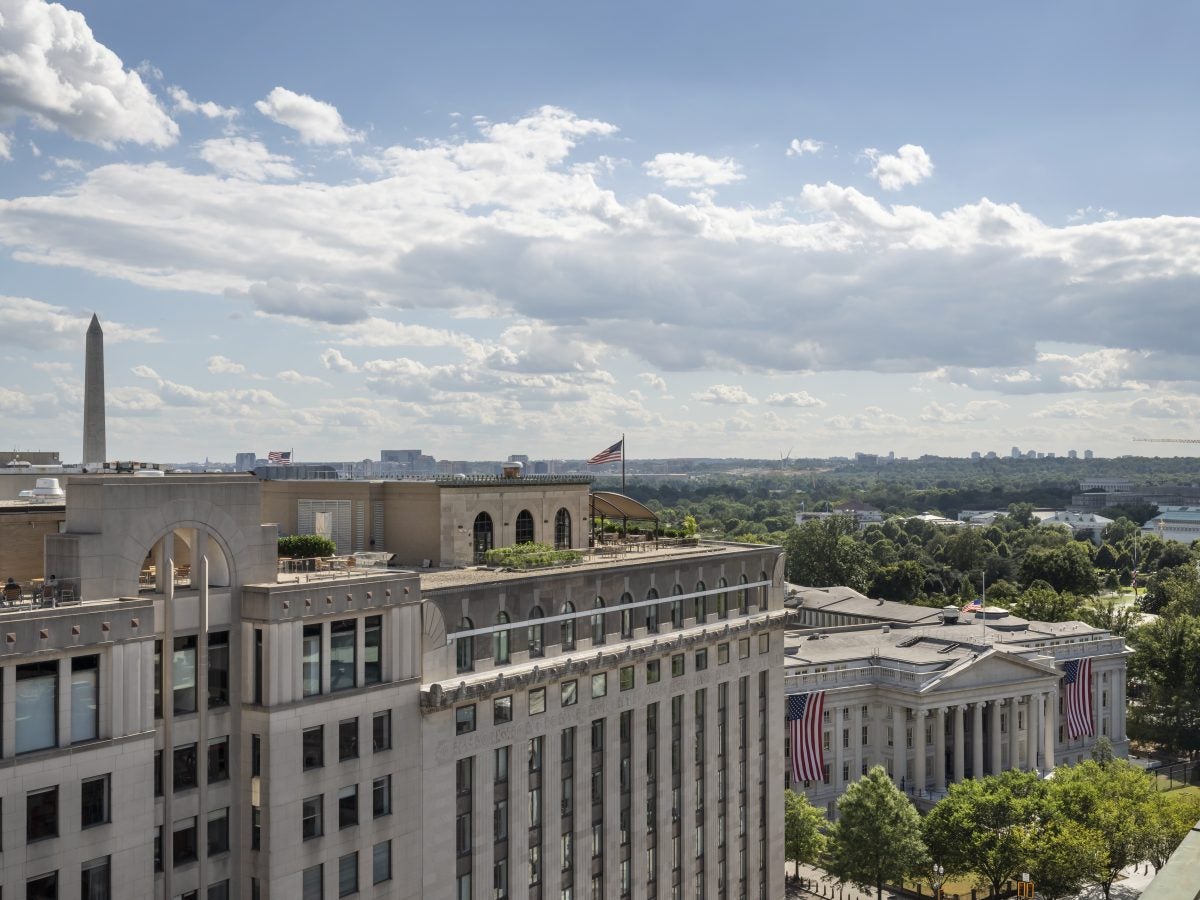 Why Women Are Using Extended-Stay Hotels To Plan Their Careers (Not Just Vacations)