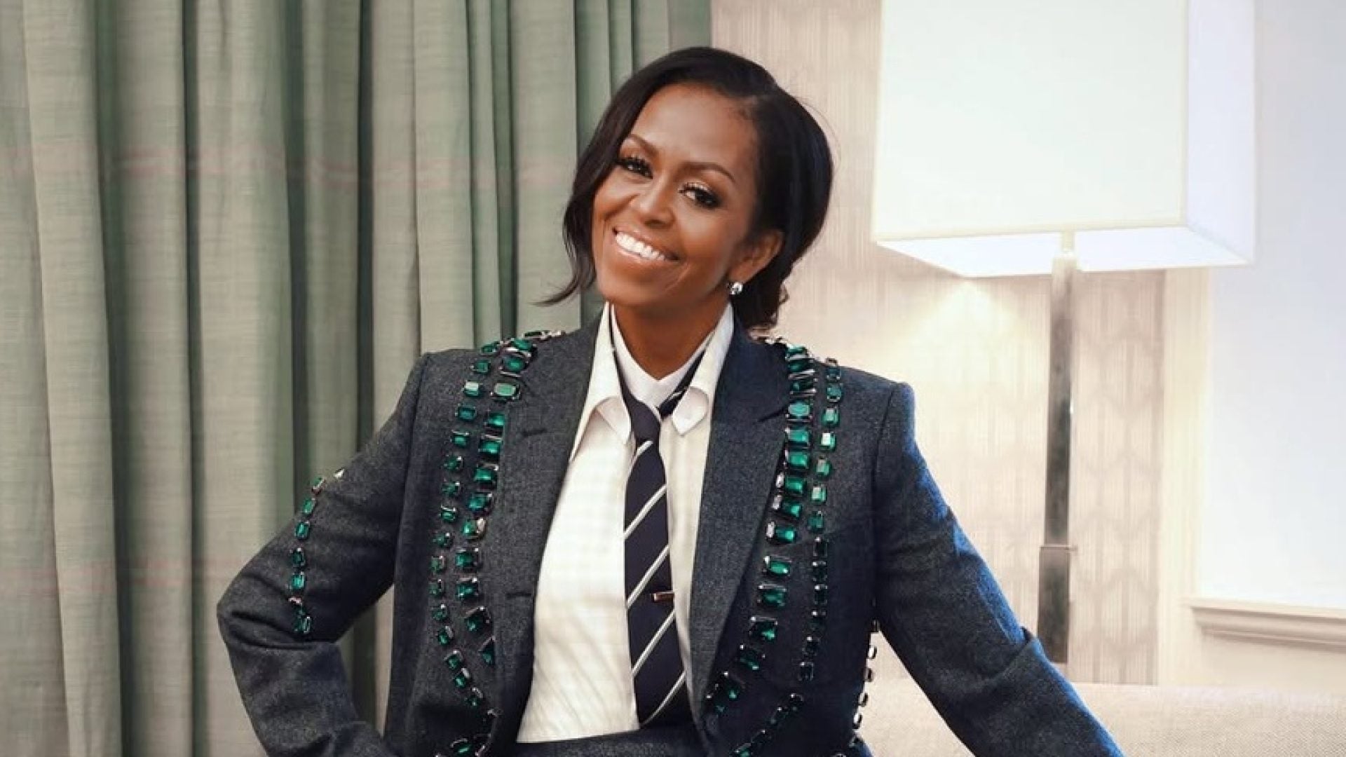 ICYMI: Michelle Obama's Effortless Updo, And More Celebrity Beauty Moments