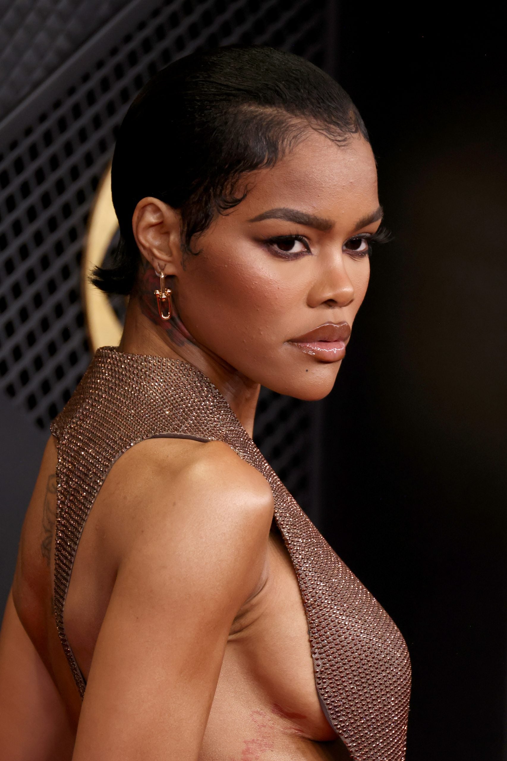 All The Best Beauty Looks At The 2026 Grammy Awards