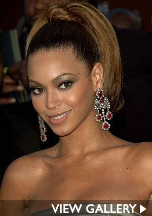 Beyonce_holiday_party_hair_web.jpg
