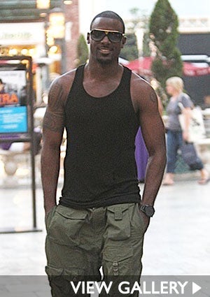 lance-gross-shopping-425.jpg