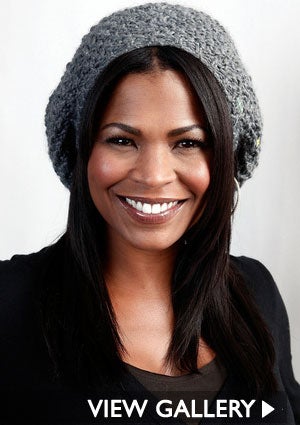 nia-long-grey-hat-300x425.jpg