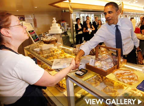 president-obama-bakery-475.jpg