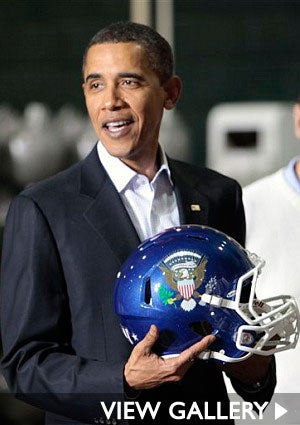 president-obama-holding-football.jpg