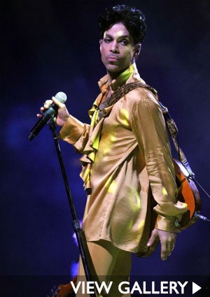 prince-wecolme-2-america-tour-300-sash.jpg
