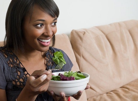 woman_eating_salad.jpg